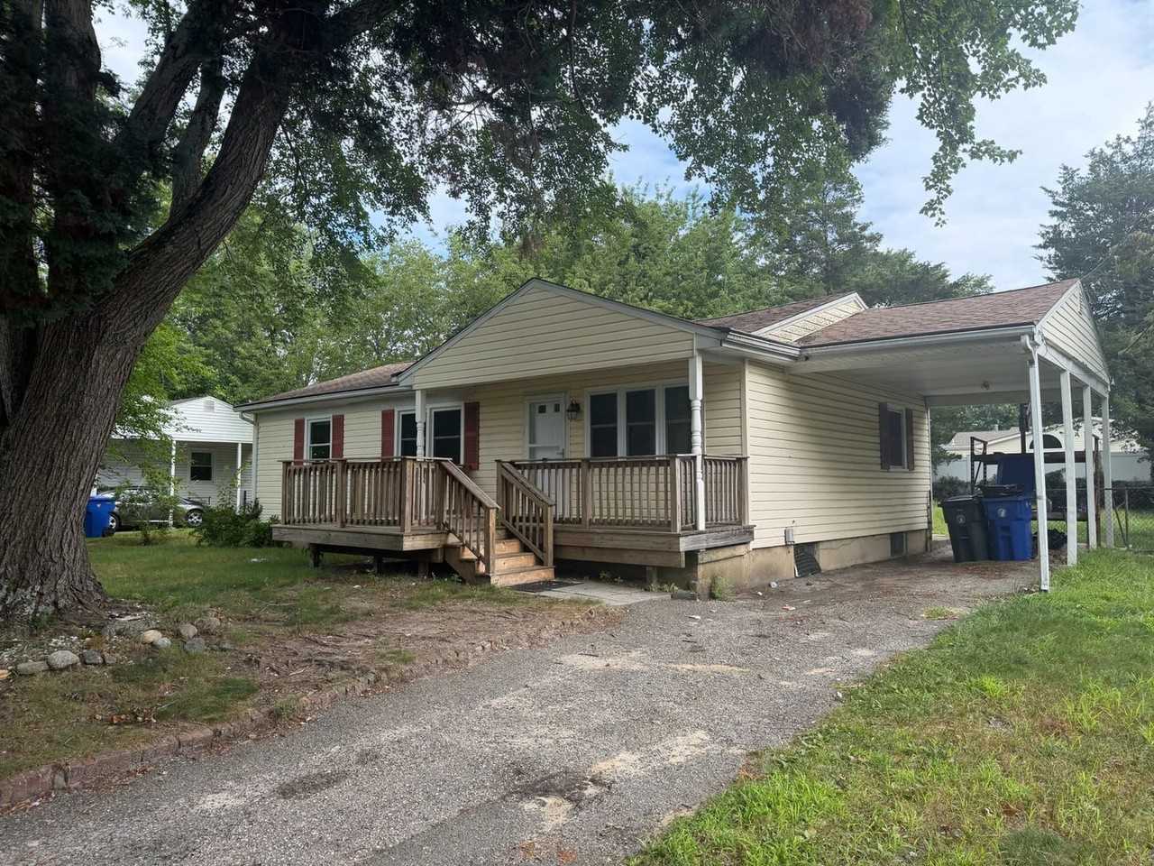 987 Grace Dr - Photo 2 of 12