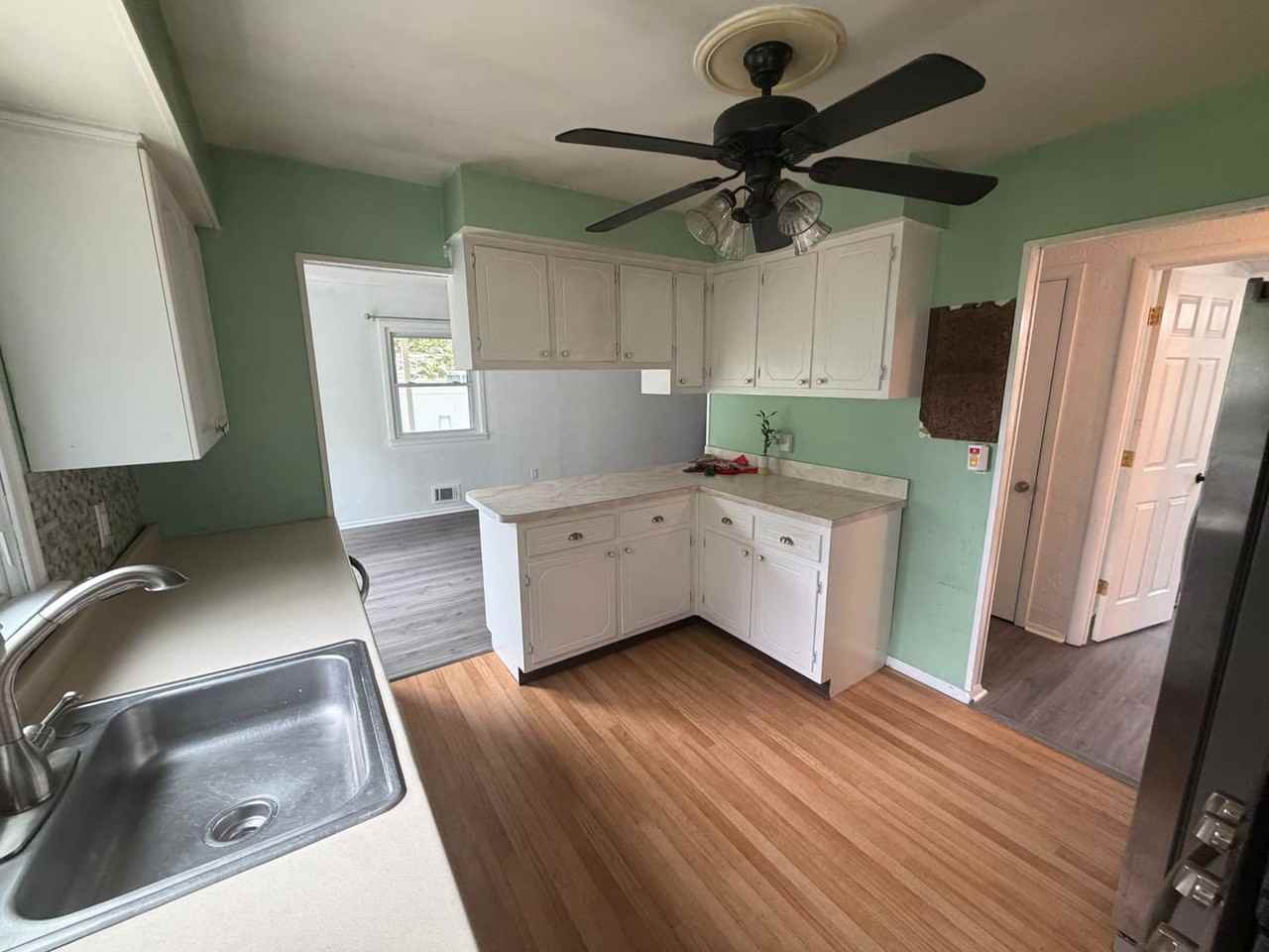 987 Grace Dr - Photo 5 of 12