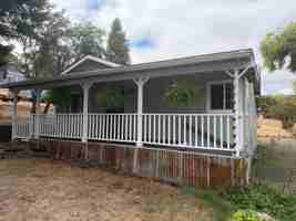 featured image of 411/413 SE Wells Rd