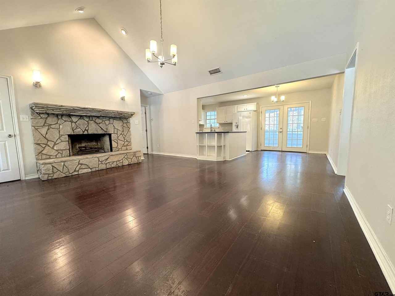 645 County Road 3999 - Photo 7 of 25