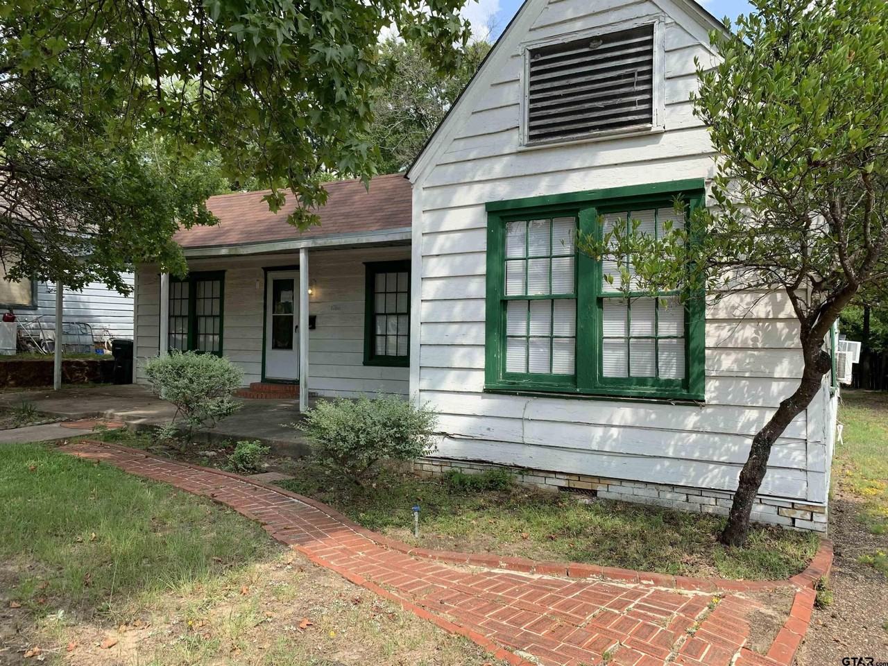 1306 S Glenwood Blvd - Photo 2 of 24