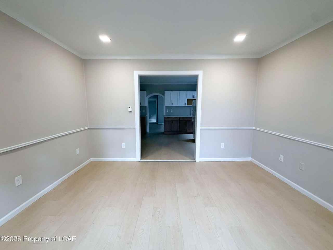 228 Linden St - Photo 3 of 18