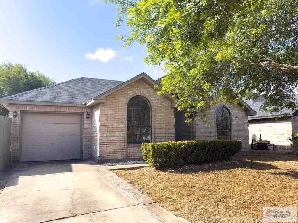 5894 Lourdes Blvd - Photo 2 of 35