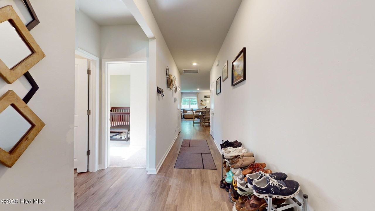 247 Windy Woods Way - Photo 6 of 42