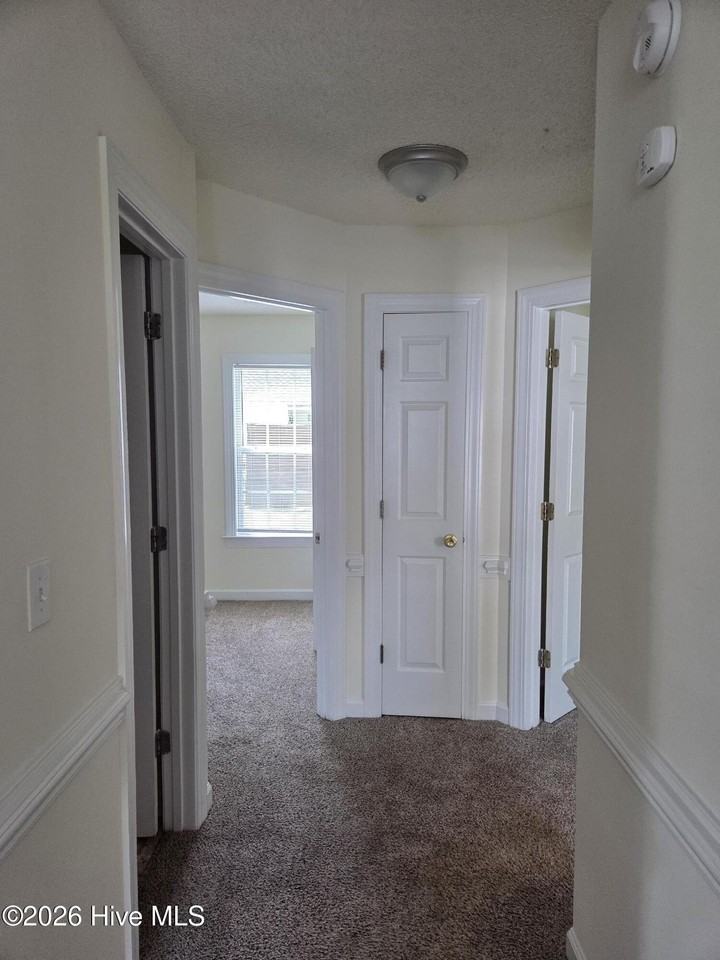 2904 Rockport Dr - Photo 6 of 14