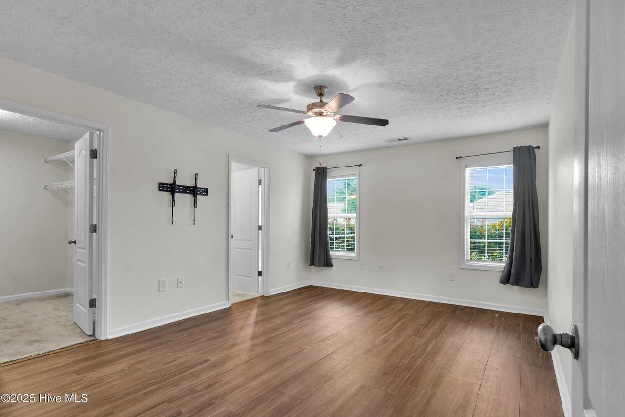 2804 Walter Dr - Photo 6 of 24