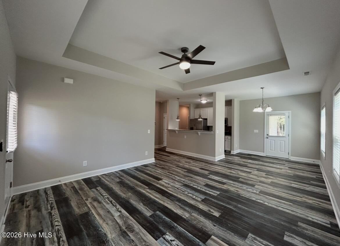 1271 Dan Owen Dr - Photo 3 of 19