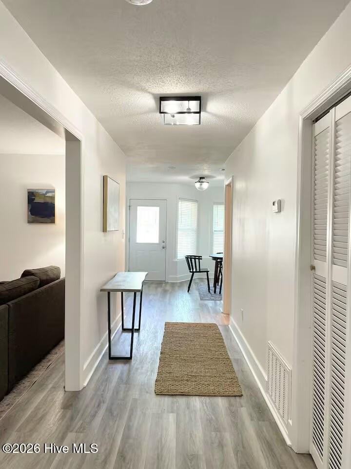 216 S 17th St #B - Photo 2 of 17
