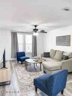 214 S 17th St #B - Photo 3 of 13