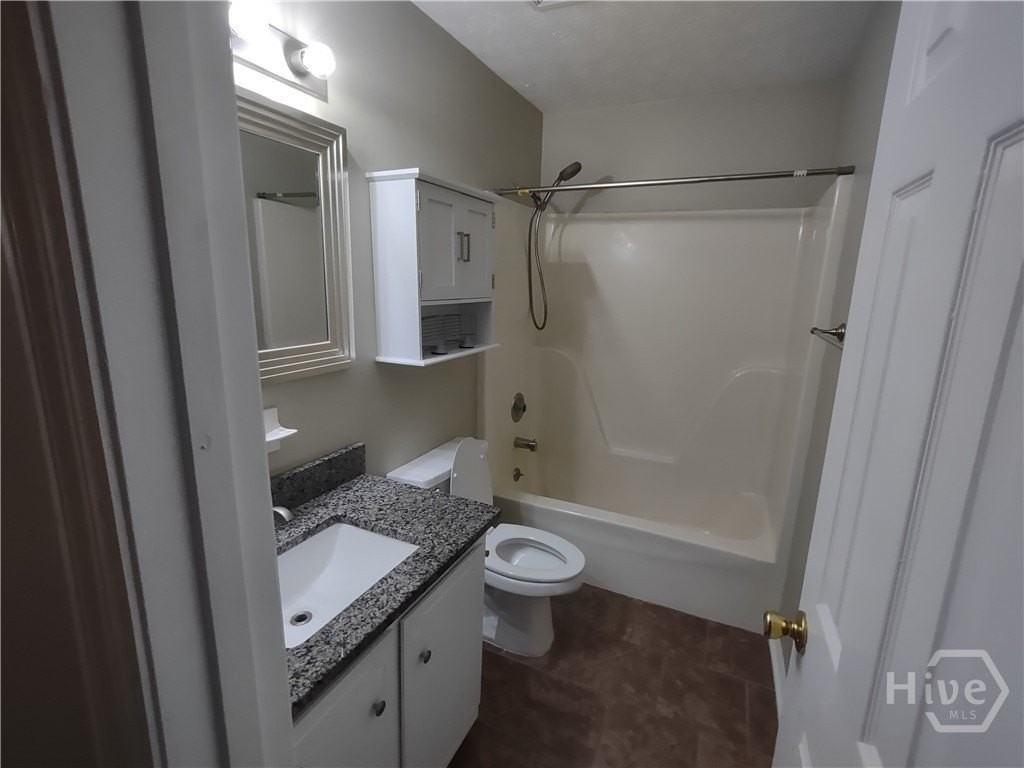 282 Greenwich Dr #12 - Photo 7 of 9