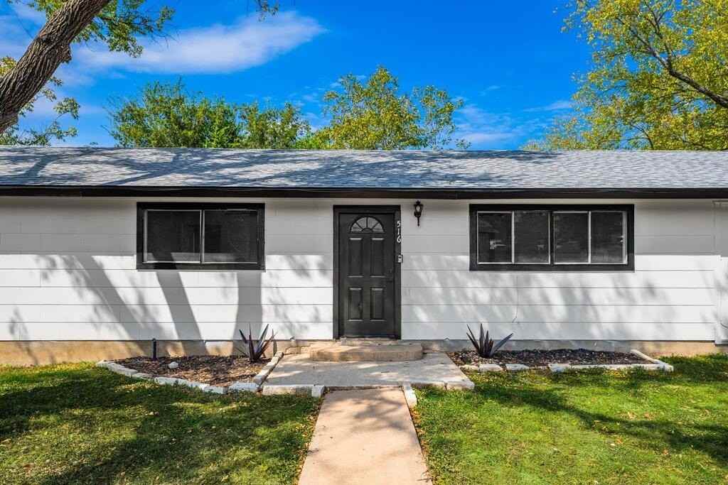 516 Westminster St - Photo 2 of 23
