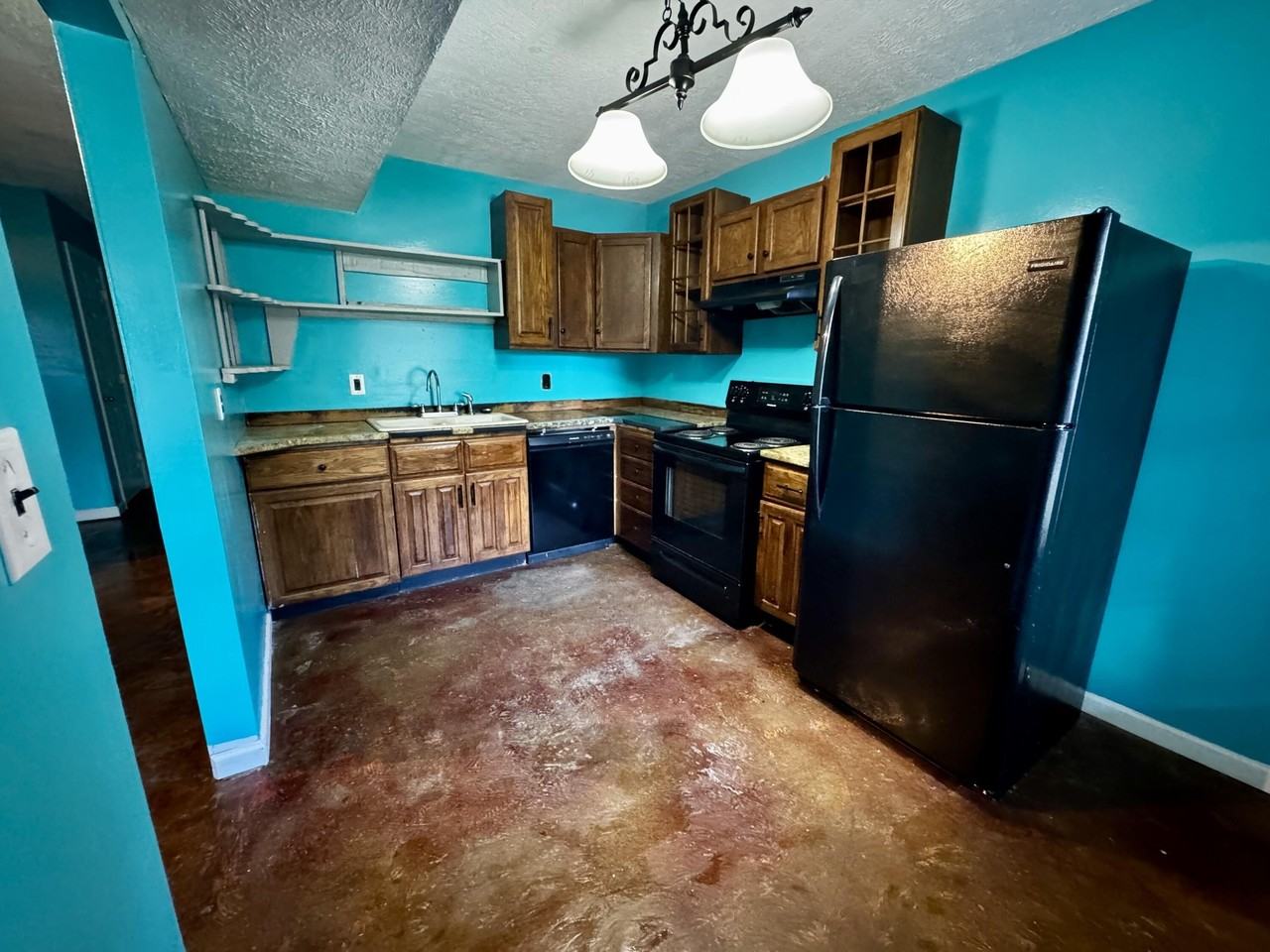 555 N Limestone #A - Photo 5 of 17