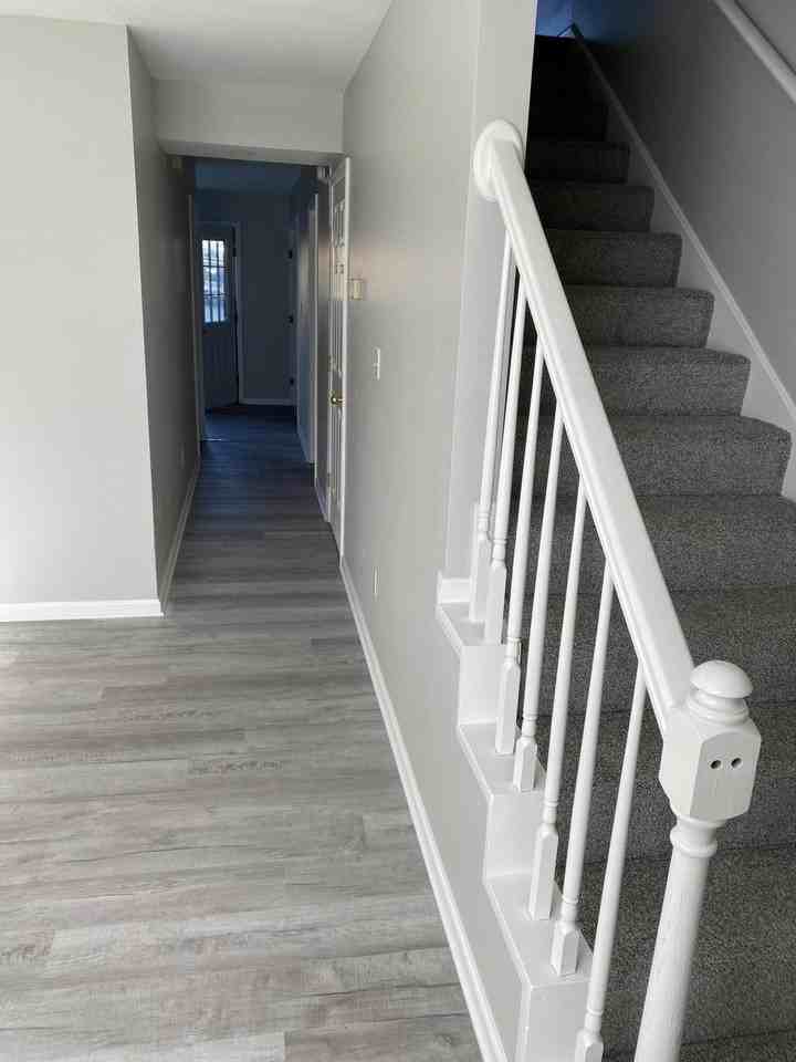 213 Mary Rose Ln - Photo 6 of 16