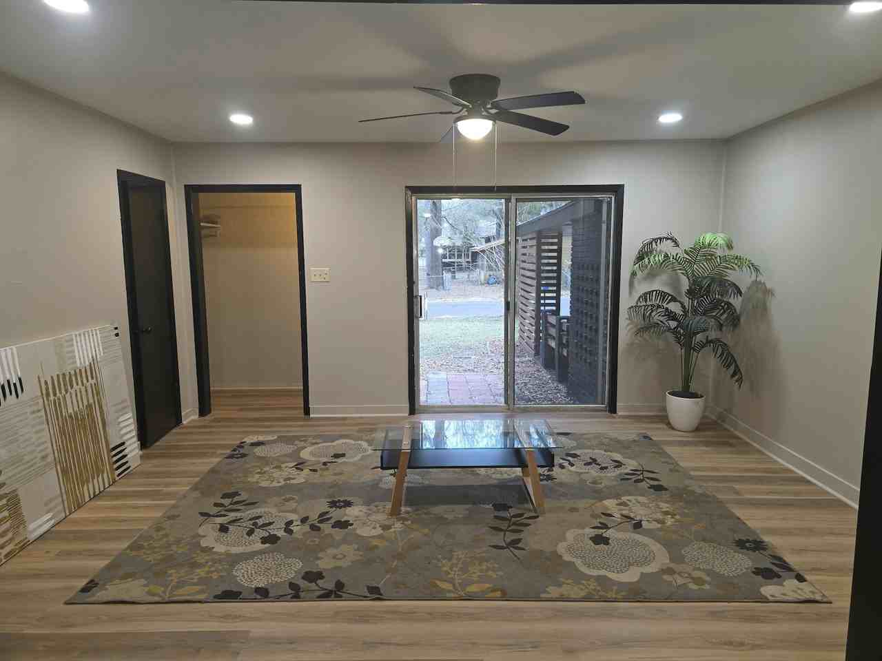 2815 Hillside Drive, Unit 2815 Hillside Dr. - Photo 4 of 4