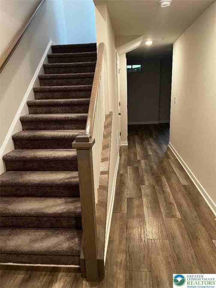 4930 Brookside Ct - Photo 2 of 12