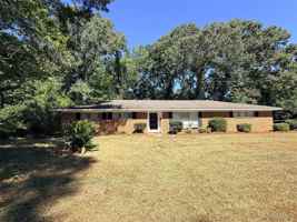 featured image of 713 Sweeten Creek Rd