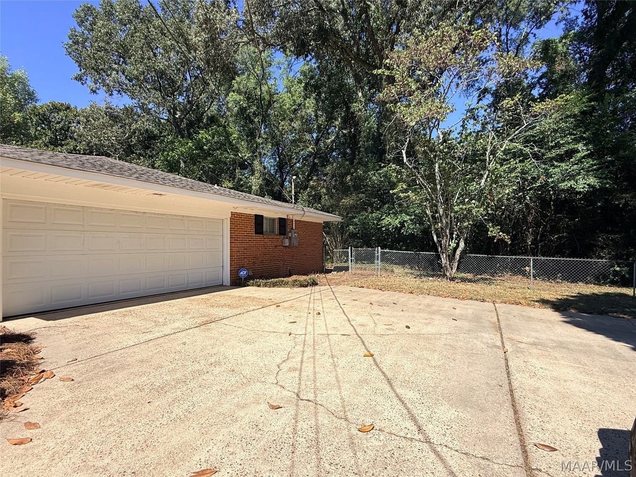 713 Sweeten Creek Rd - Photo 3 of 23