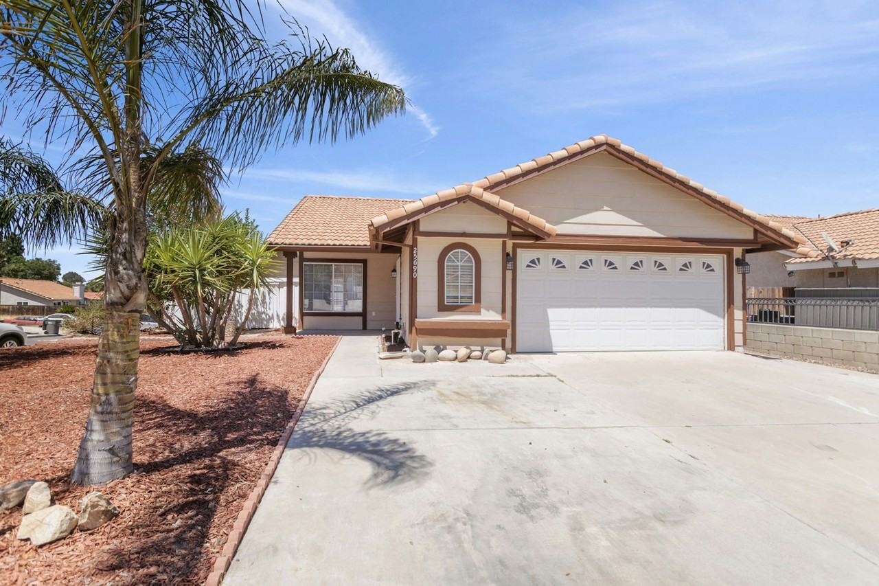 25690 Monica Way - Photo 2 of 22