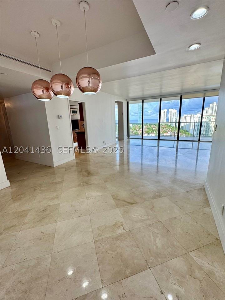 19500 Turnberry Way #15F