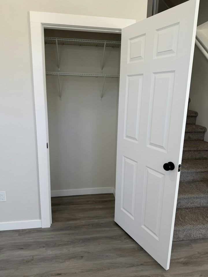 1822 North Coach Lane - Photo 6 of 42