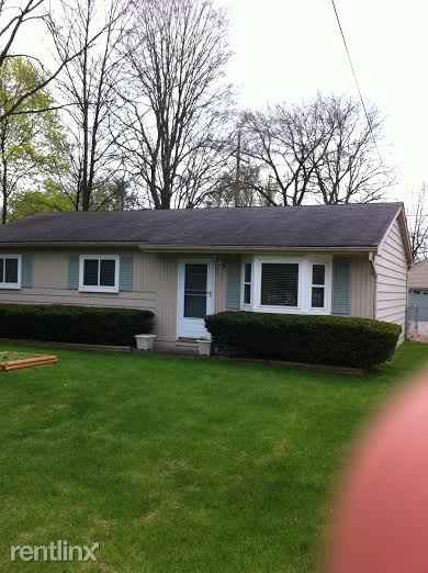 707 W Commerce Rd - Photo 2 of 11