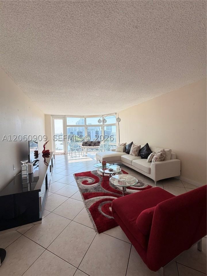 3375 N Country Club Dr #602