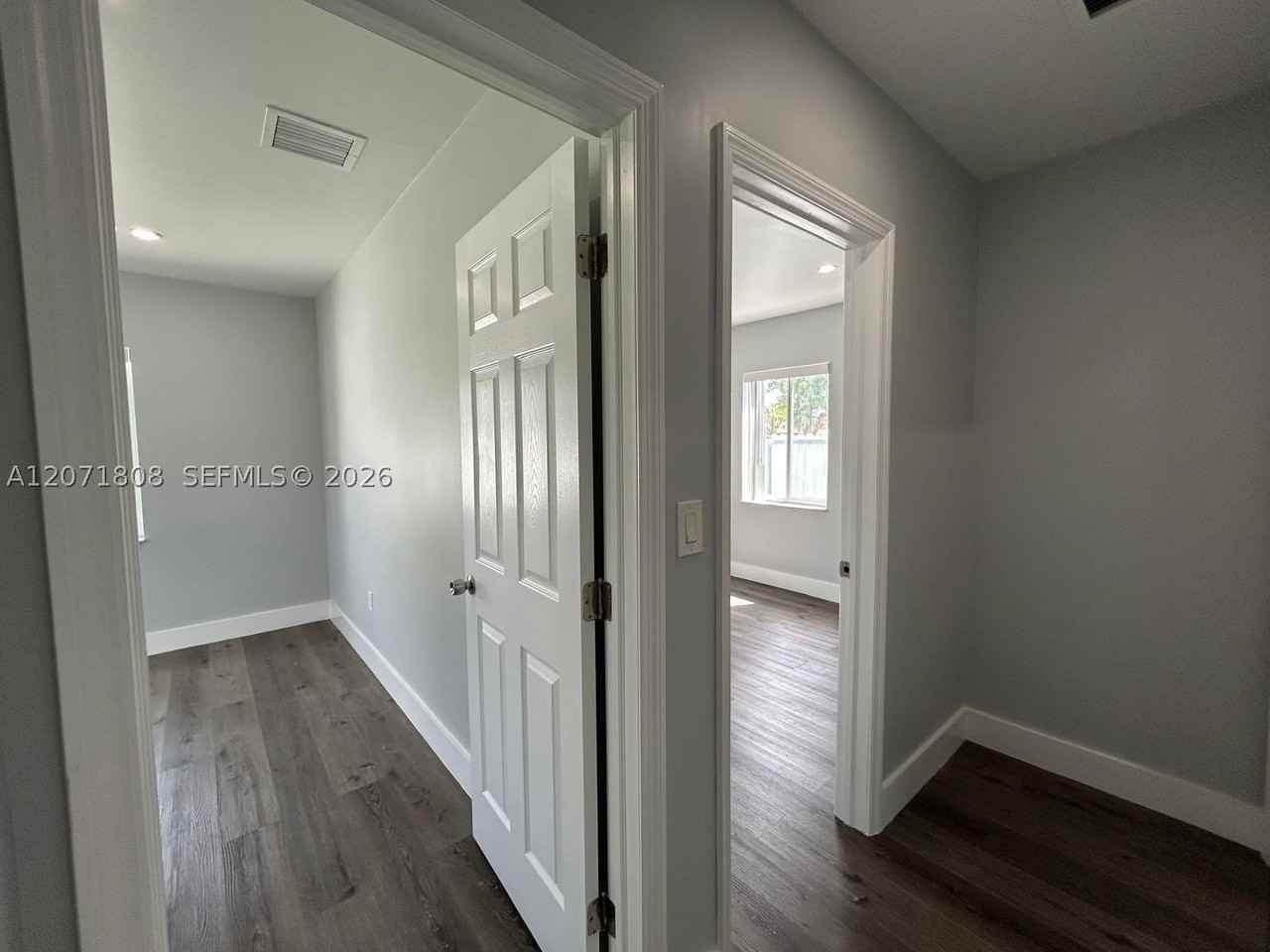 821 Nw 1st Ave #B - Photo 4 of 16