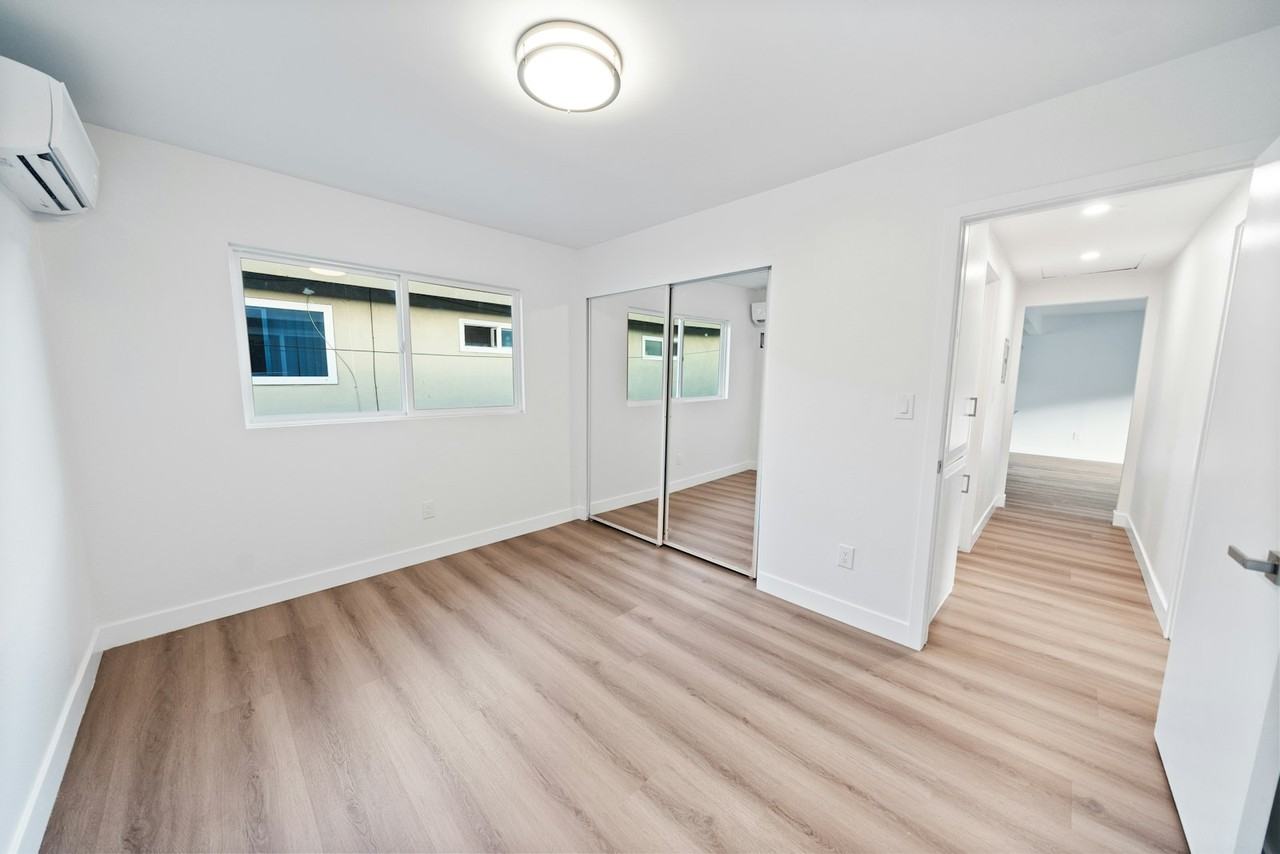 1206 Amethyst Street, Unit B - Photo 5 of 13