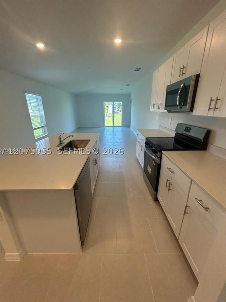 4022 San Felice Ln - Photo 5 of 14