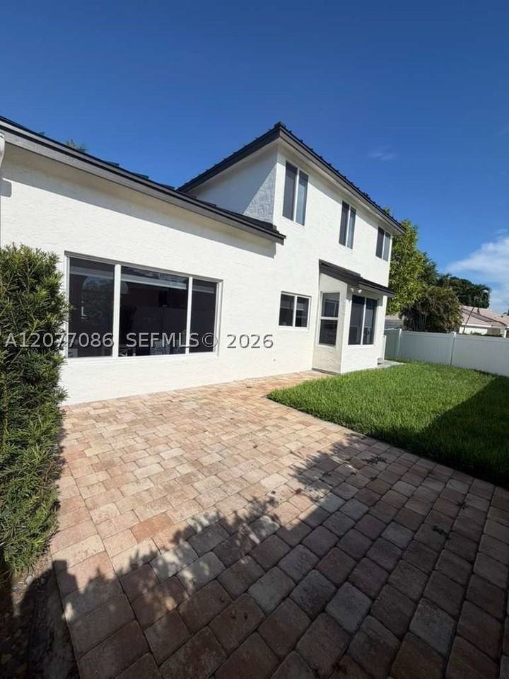 1920 Nw 182nd Ter #0 - Photo 3 of 10