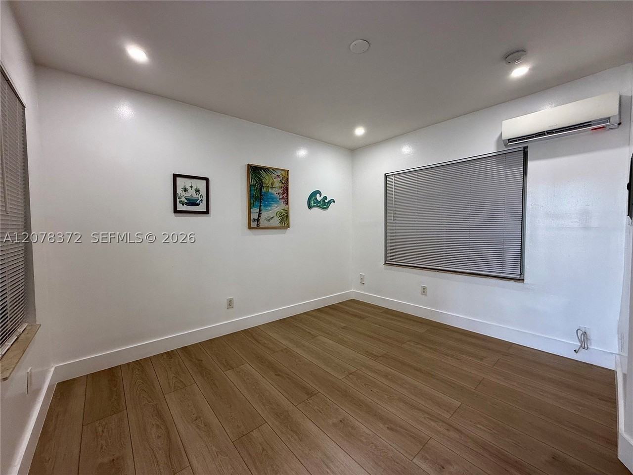 427 Ne 62nd St #5 - Photo 5 of 5