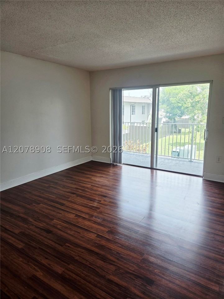 4910 Nw 79th Ave #201 - Photo 2 of 11