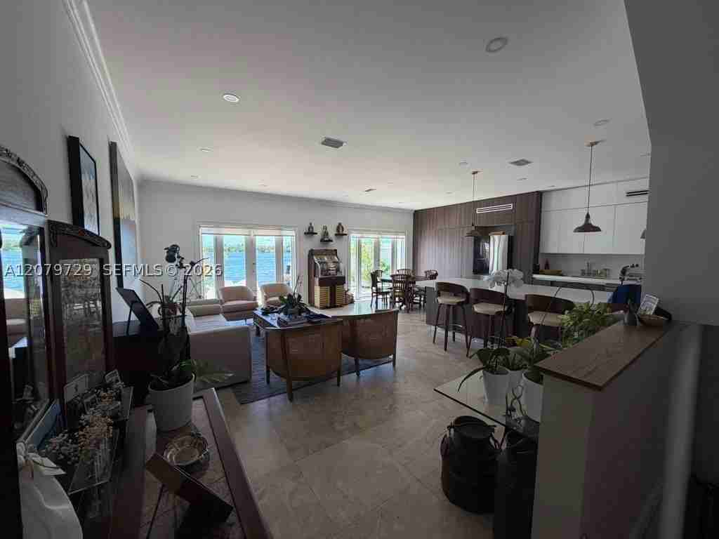 8031 Ne Bayshore Ct #8031 - Photo 4 of 25