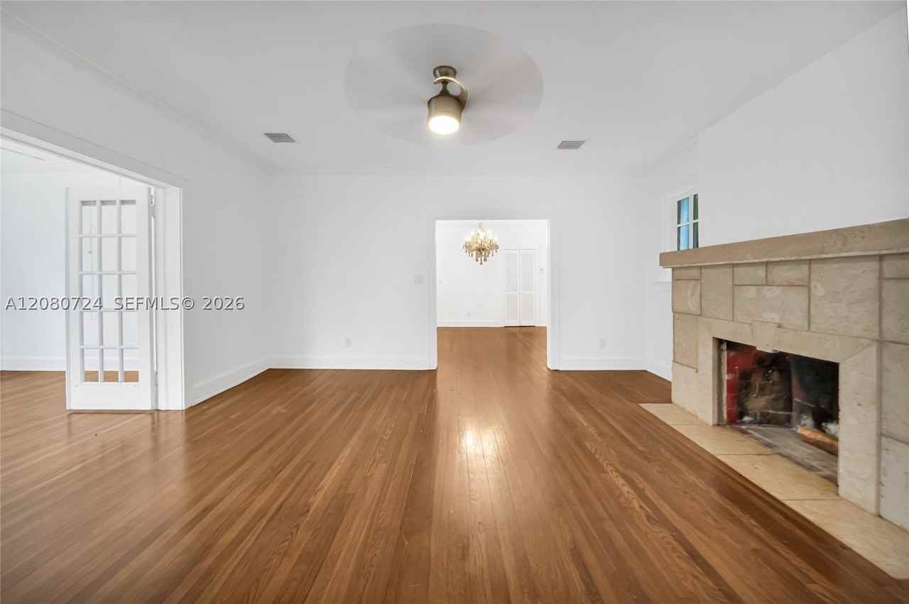 1114 Milan Ave - Photo 6 of 41
