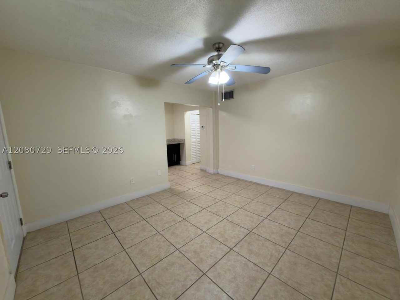 380 E 35th St #9 - Photo 2 of 18