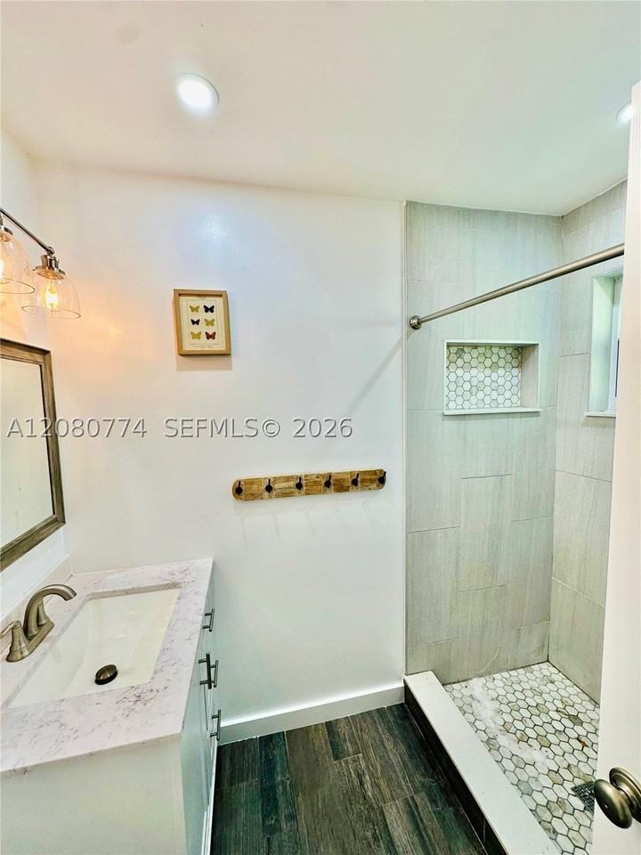 9170 Caribbean Blvd - Photo 2 of 3