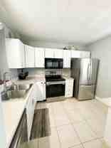 2860 Somerset Dr #400K - Photo 1 of 1