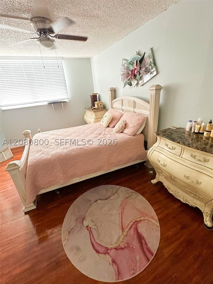 2860 Somerset Dr #400K - Photo 7 of 24