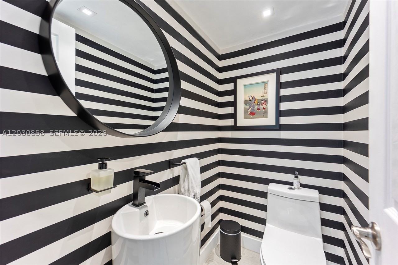 2660 Bird Ave #7 - Photo 7 of 28