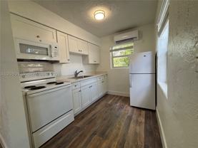 1821 Thomas St #6 - Photo 1 of 1