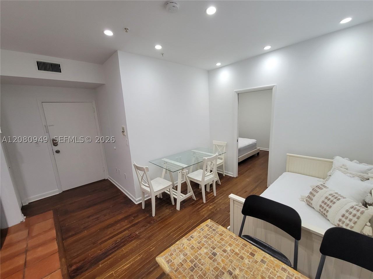 1521 Lenox Ave #105 - Photo 2 of 25
