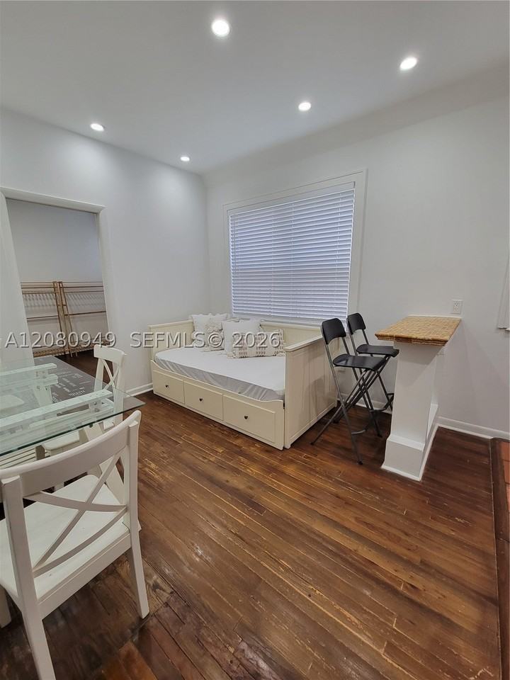 1521 Lenox Ave #105 - Photo 7 of 25