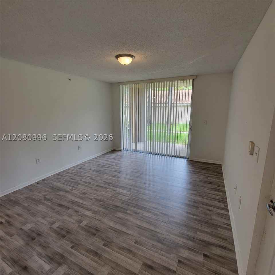 7824 Sonoma Springs Cir #101 - Photo 5 of 14