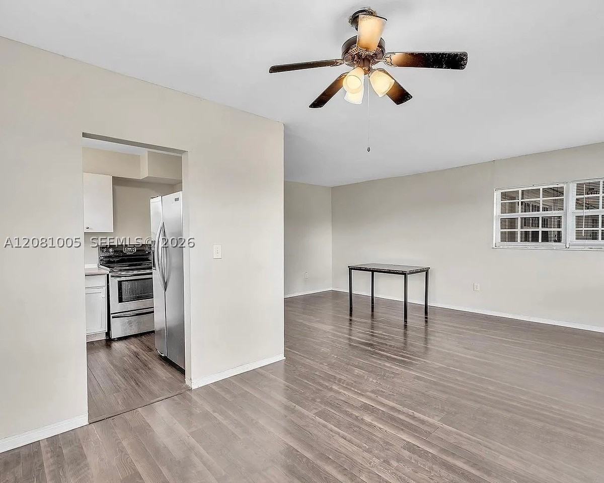 1451 Ne 170th St #201A - Photo 5 of 17