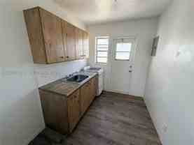 730 Nw 101st St #1A - Photo 1 of 1