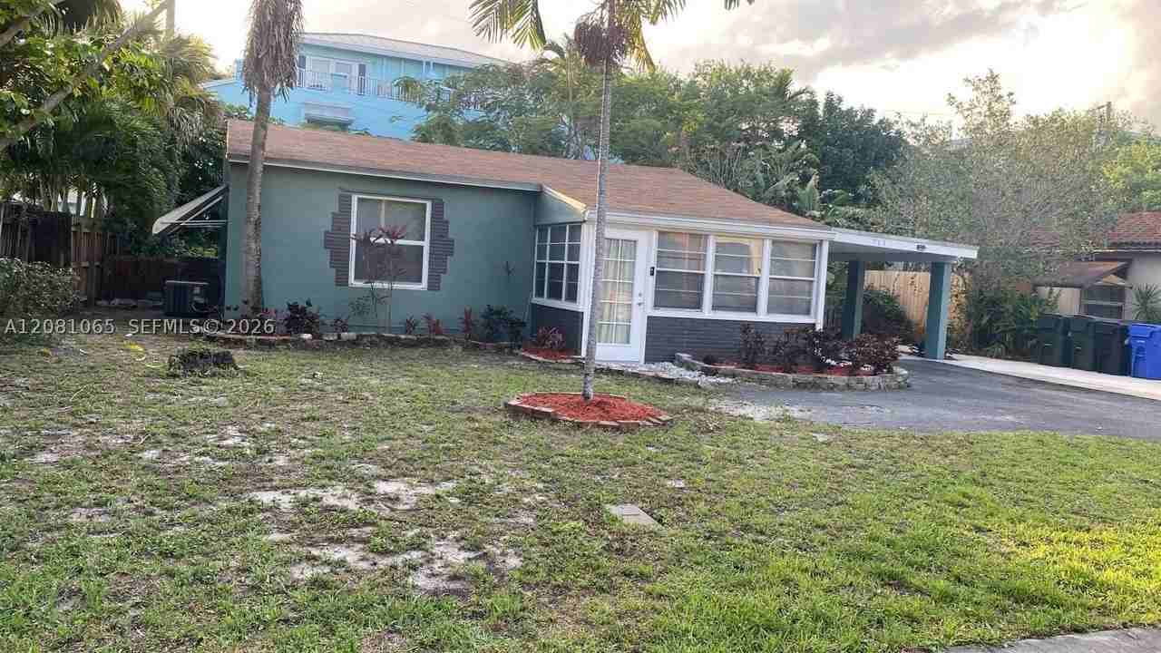 711 Sw 9th Ave - Photo 3 of 23