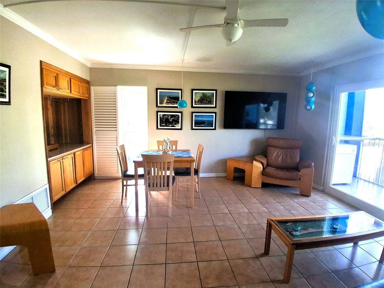 2850 Gulf Of Mexico Dr #2 - Photo 6 of 19