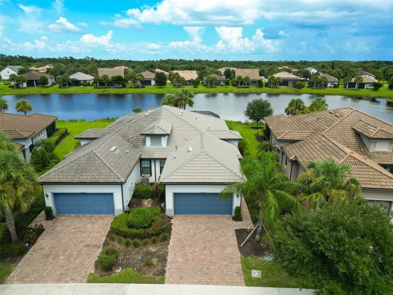 12294 Myrtle Bay Ct - Photo 3 of 50