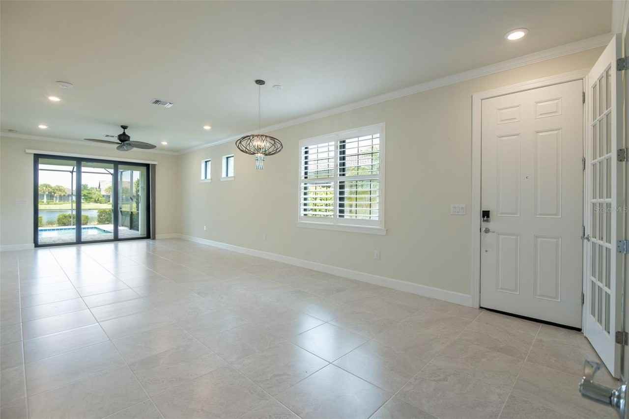 12294 Myrtle Bay Ct - Photo 7 of 50