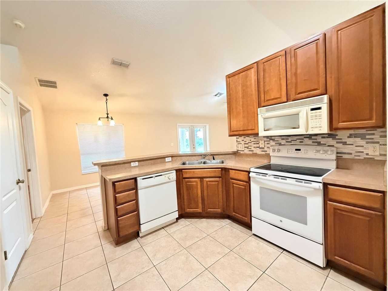 10438 Vista Pines Loop - Photo 2 of 27